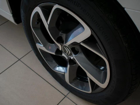 Citroën C-Elysée 1.5 BLUEHDI 74KW FEEL 4P