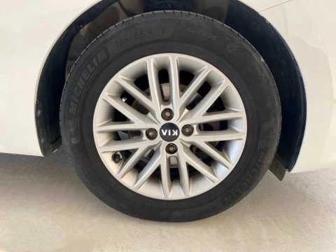 Kia Rio 1.2 DPi 62kW 84CV Concept 5p