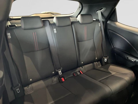 Lexus LBX 1.5 136cv HEV Emotion