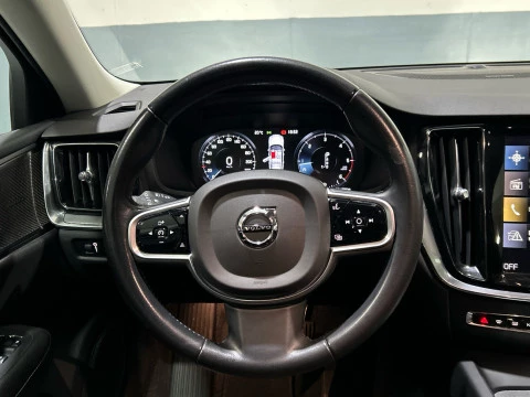 Volvo V60 Cross Country 2.0 D4 AUTO PRO AWD 190 5P