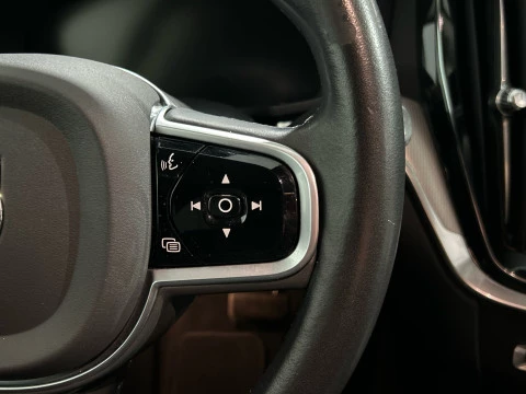 Volvo V60 Cross Country 2.0 D4 AUTO PRO AWD 190 5P