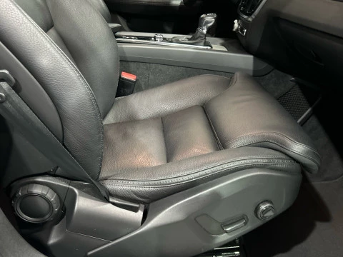 Volvo V60 Cross Country 2.0 D4 AUTO PRO AWD 190 5P