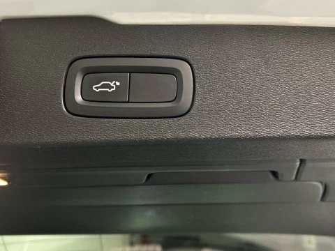 Volvo V60 Cross Country 2.0 D4 AUTO PRO AWD 190 5P