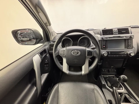 Toyota Land Cruiser 2.8 D-4D VX