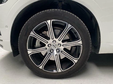 Volvo XC60 2.0 D4 INSCRIPTION AUTO 5P