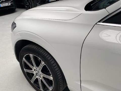 Volvo XC60 2.0 D4 INSCRIPTION AUTO 5P