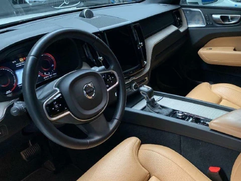 Volvo XC60 2.0 D4 INSCRIPTION AUTO 5P