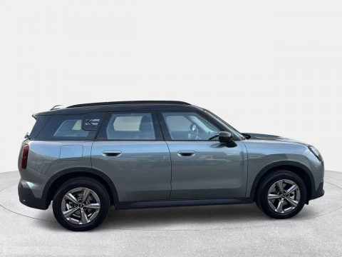 MINI Countryman C