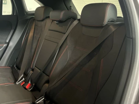 Mercedes-Benz GLA 200 d