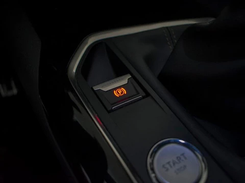 Peugeot 3008 1.2 PURETECH 96KW GT LINE S&S 5P