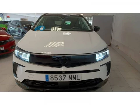 Opel Grandland PHEV 1.6T Plug-in Hybrid AT8 S/S 4X2 GS