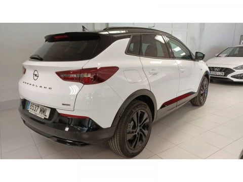 Opel Grandland PHEV 1.6T Plug-in Hybrid AT8 S/S 4X2 GS