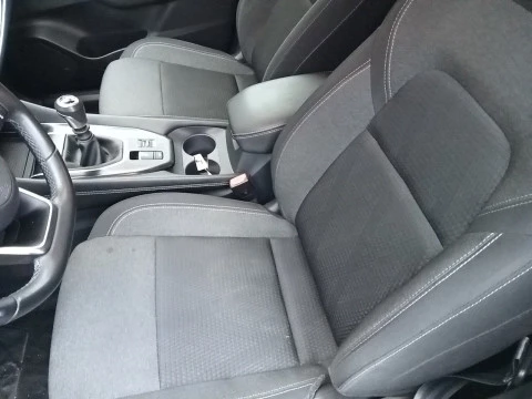 Nissan Qashqai DIG-T 103kW (140CV) mHEV 4x2 Visia