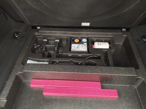 Land Rover Evoque EVOQUE 2,0D R DYNAMIC 163 CV