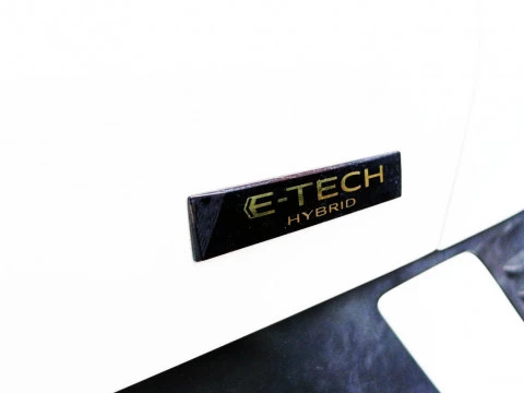 Renault Arkana TECHNO E-TECH HKBRIDO 105 KW (145CV)