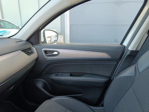 Renault Arkana TECHNO E-TECH HKBRIDO 105 KW (145CV)