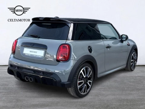 MINI Cooper John  Works 170 kW (231 CV)