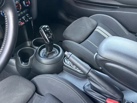 MINI Cooper John  Works 170 kW (231 CV)