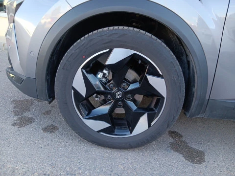 Renault Captur techno Eco-G 100cv (74 kW)