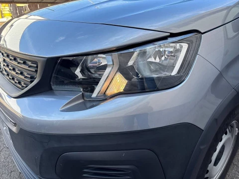 Peugeot e-Rifter e-Rifter Active Pack Standard 100kW