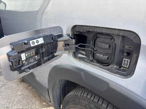 Peugeot e-Rifter e-Rifter Active Pack Standard 100kW