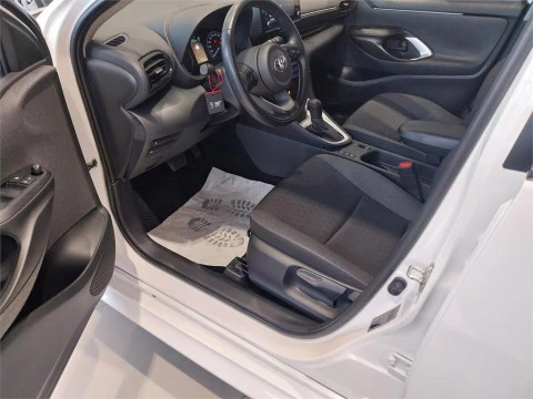Toyota Yaris 120H 1.5 Active Tech