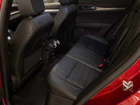 Alfa Romeo Stelvio 2.2 Diésel 154kW (210CV) Veloce Q4