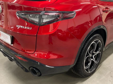 Alfa Romeo Stelvio 2.2 Diésel 154kW (210CV) Veloce Q4