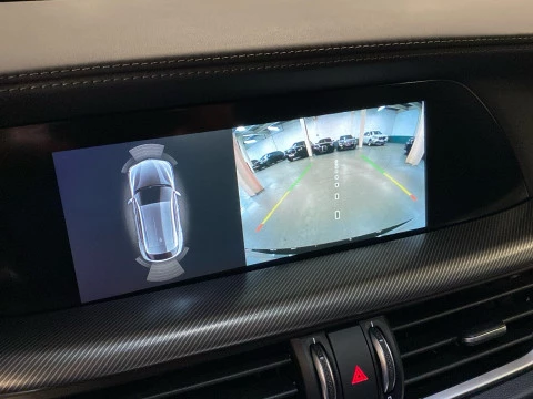 Alfa Romeo Stelvio 2.2 Diésel 154kW (210CV) Veloce Q4