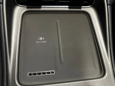 EBRO S800 1.6 TGDI Luxury 7 DCT