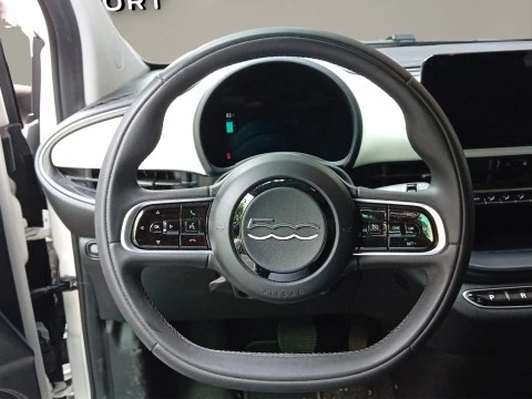 Fiat 500C Monotrim Cabrio 320km 85kW (118CV)