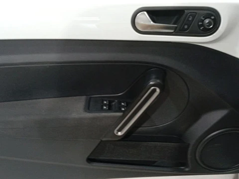 Volkswagen Beetle Design 2.0 TDI BMT 81 kW (110 CV)