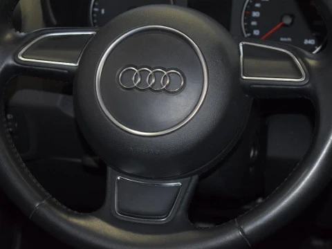 Audi A1 1.4 TDI ATTRACTION SPORTBACK 5P