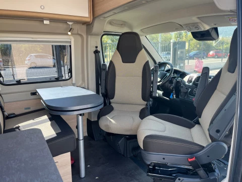 PÖSSL KW 22 ROAD CAR