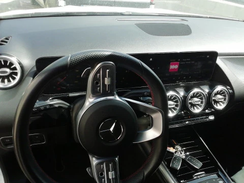 Mercedes-Benz GLA GLA 200 D