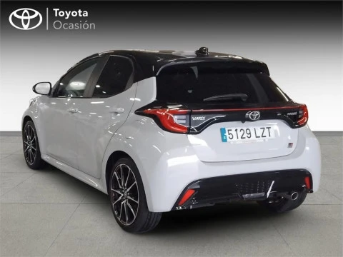 Toyota Yaris 5 Puertas GR SPORT 120H Automático (e-CVT)