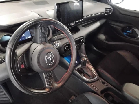 Toyota Yaris 5 Puertas GR SPORT 120H Automático (e-CVT)
