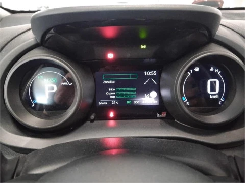 Toyota Yaris 5 Puertas GR SPORT 120H Automático (e-CVT)