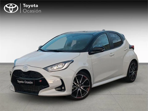 Toyota Yaris 5 Puertas GR SPORT 120H Automático (e-CVT)