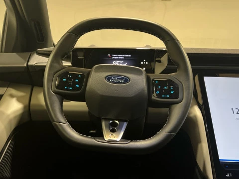 Ford Capri CX740L R. Extendido RWD 77kWh 286CV