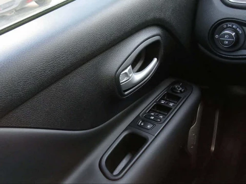 Jeep Renegade eHybrid 1.5 Limited ATX 96 kW (130 CV)