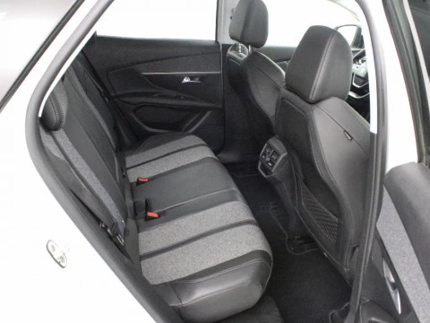 Peugeot 3008 1.5 BLUEHDI 96KW ALLURE AUTO S&S 130 5P