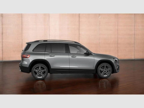 Mercedes-Benz GLB  200 d