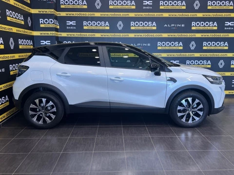 Renault Captur evolut TCe 117 kW (160CV) EDC mild hybri