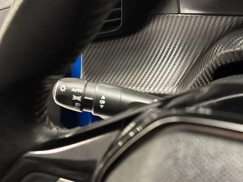 Peugeot e-208 Electrico Allure Pack 100 kW (136 CV)