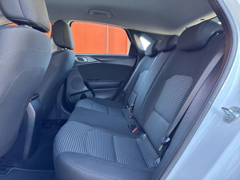 Kia Ceed 1.4 CVVT 74 kW (100 CV)