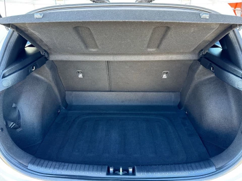 Kia Ceed 1.4 CVVT 74 kW (100 CV)