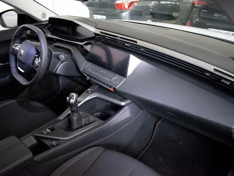 Peugeot 308 fam. 1.2 PURETECH 130 ACTIVE PACK SW 5P