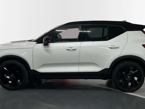 Volvo XC40 XC40 Black Edition Plus, B3 Mild hybrid, Gasolina