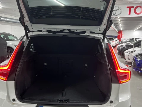 Volvo XC40 XC40 Black Edition Plus, B3 Mild hybrid, Gasolina